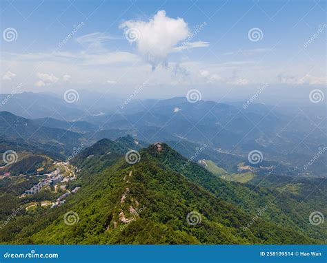 湖北黃岡有哪些湖？湖光山色，風景獨特。